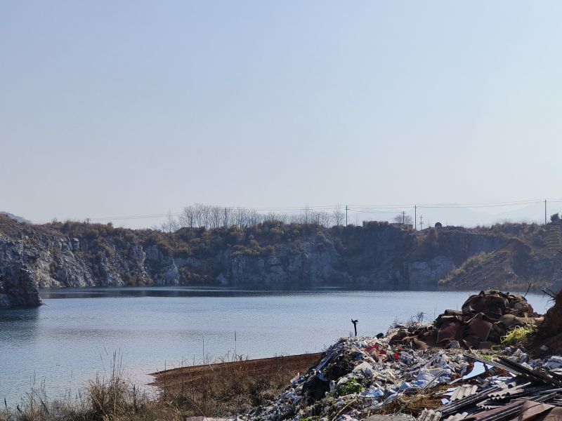 临湘市羊楼司镇荣螺物业采石场历史遗留矿山市场化生态修复工程